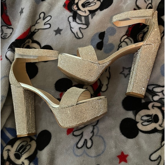 Glitter high heels! Very comfortable worn once! - Picture 1 of 2